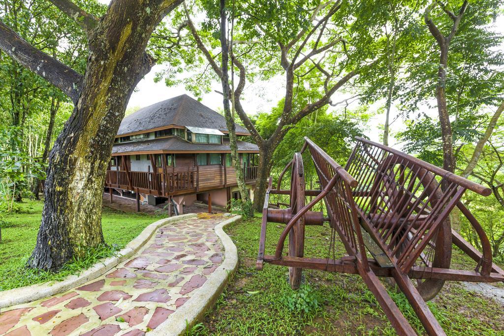 Village Farm And Winery Wang Nam Khiao Exterior foto